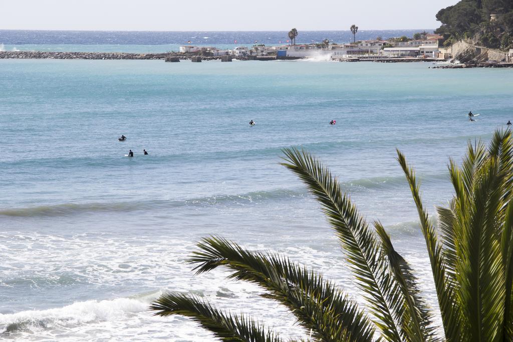 Hotel Miramare دْيانو مارينا المظهر الخارجي الصورة